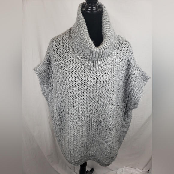 Lauren Conrad Gray Sweater Poncho One Size Fits Most - Picture 2 of 7